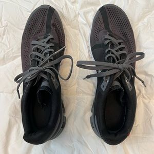 Cloudflow Black Asphalt